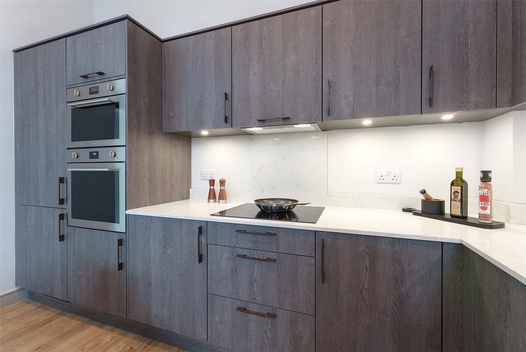Show Apartment