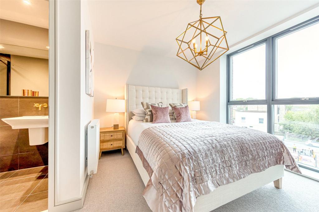 Show Apartment