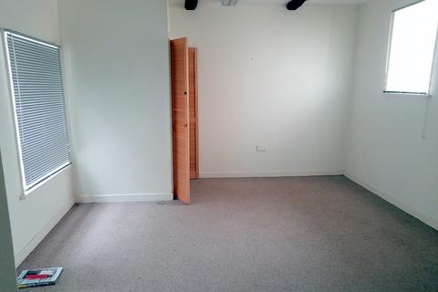 Townhouse for sale, Short Bridge Street, Newtown SY16