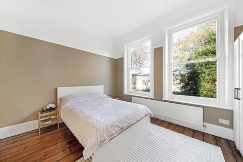 2 bedroom apartment for sale, Border Crescent , Sydenham, London, SE26