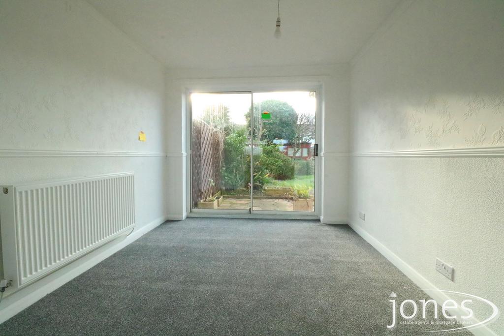 Tasman Drive, Hartburn, Stockton on Tees, TS18 5LA 3 bed semidetached