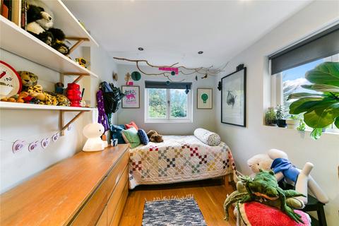 22b Cadogan Terrace, London, E9 5EG