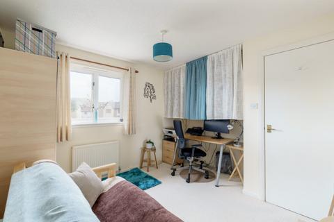16 Carnbee Park, Edinburgh, EH16 6GH