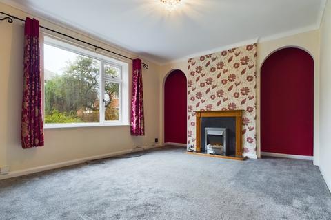 3 bedroom semi-detached house to rent, Warren Place, Harrogate, HG1