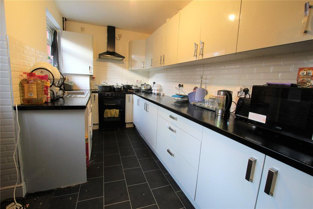 Rochdale, Rochdale OL16 3 bed end of terrace house for sale £160,000