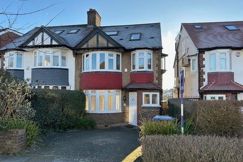 5 bedroom semi-detached house for sale, Brycedale Crescent, Southgate N14