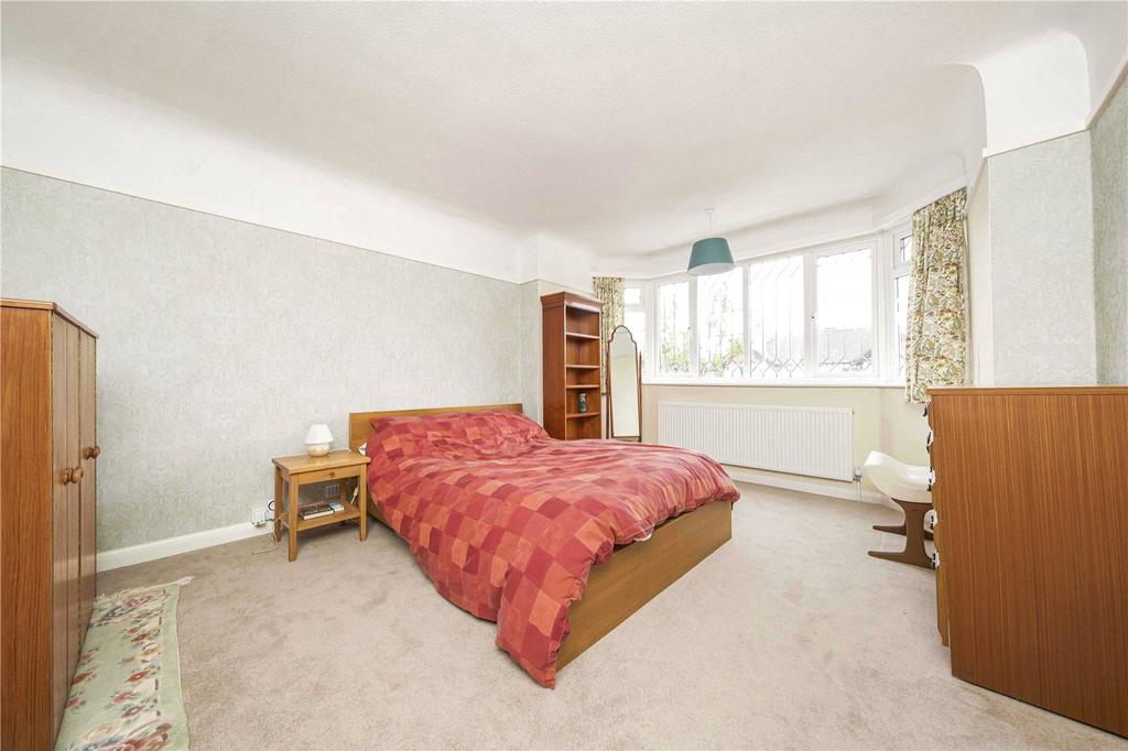 Front Double Bedroom