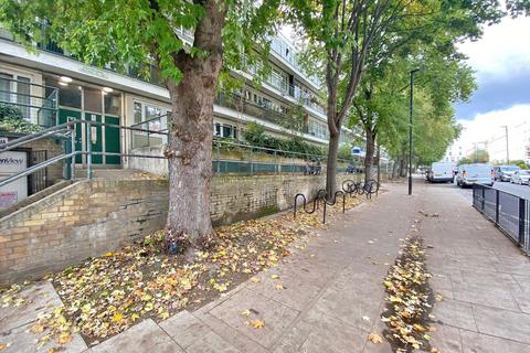 4 bedroom flat for sale - Grafton Road, London, Greater London, NW5 4BH
