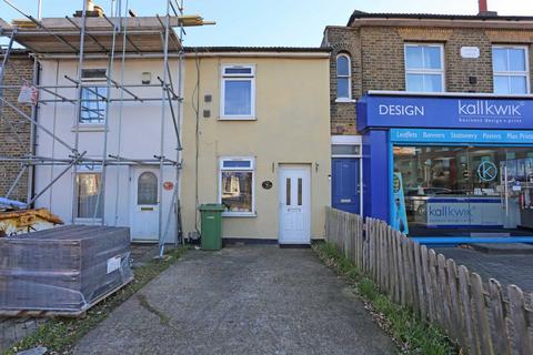 2 bedroom terraced house for sale, Victoria Road, Romford