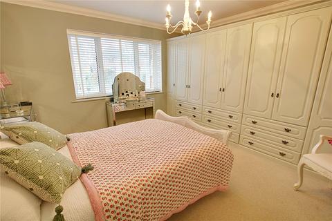 48 Alinora Avenue, Goring By Sea, Worthing, BN12 4LX