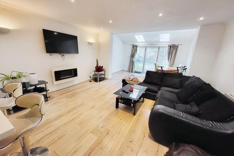 4 bedroom house to rent, Lawnside Mews, Palatine Road, Manchester, Greater Manchester, M20