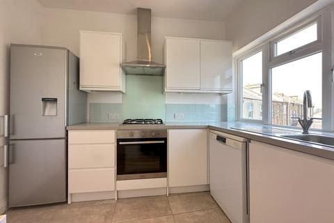 2 bedroom apartment for sale - Station Road, SUTTON SM2