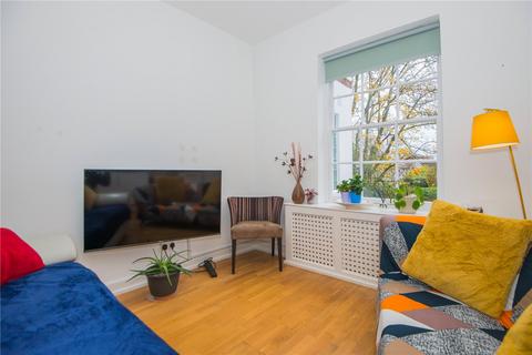 2 bedroom apartment for sale, Hampton Road, Teddington, Middlesex, TW11