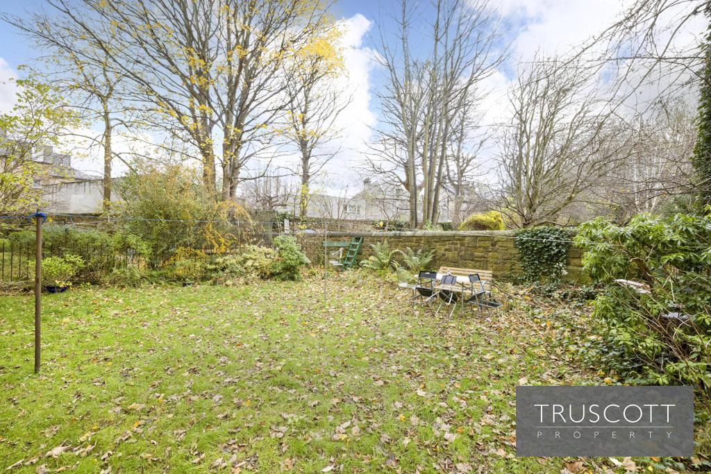 Communal Rear Garden