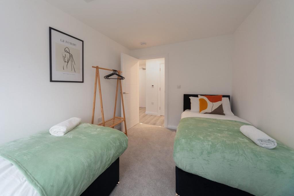 Isabelle Way bed 2