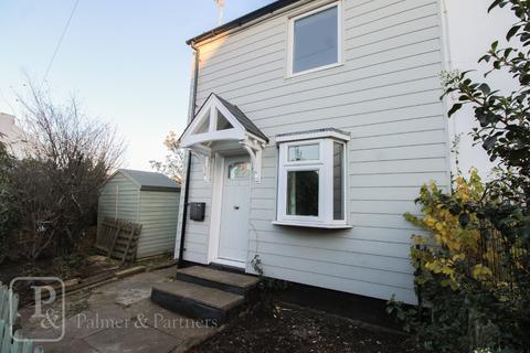 2 bedroom semi-detached house to rent - Providence Place, Colchester, Essex, CO1