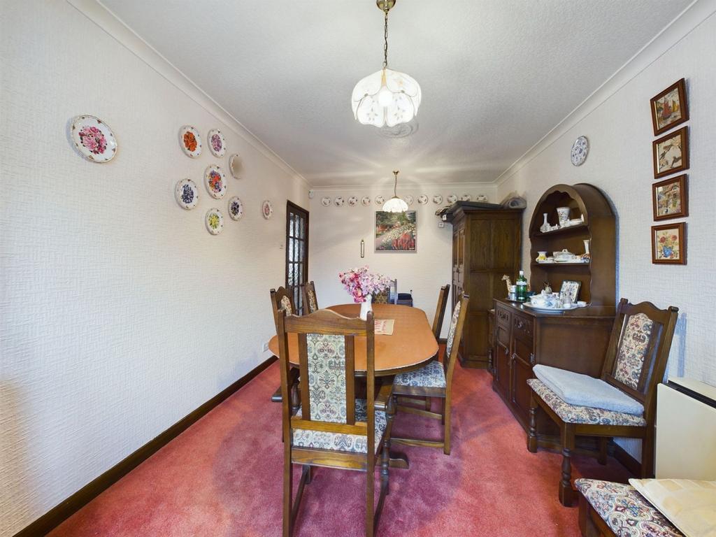 Dining room/bedroom two