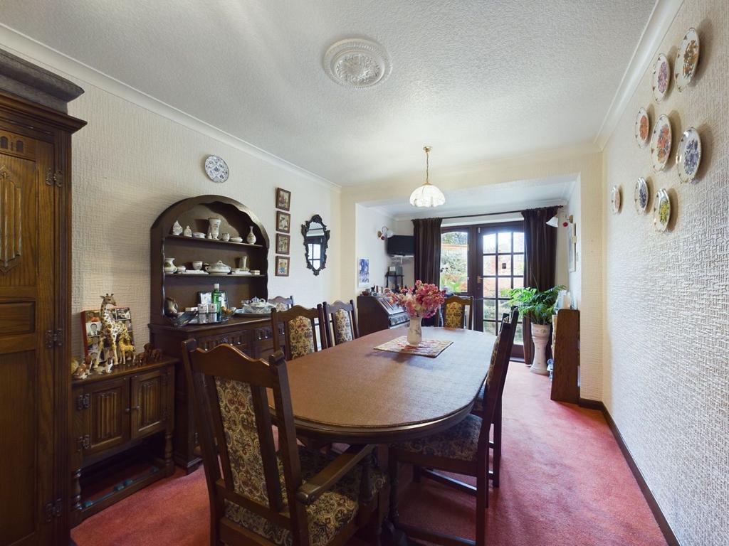 Dining room/bedroom two