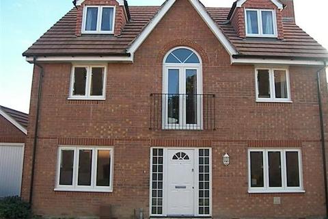 5 bedroom detached house for sale, Chichester PO19