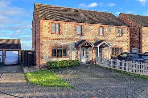 3 bedroom semi-detached house for sale, Summerfield Close, 6 NG23