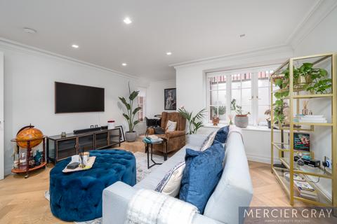 2 bedroom flat for sale - Kidderpore Avenue, London NW3