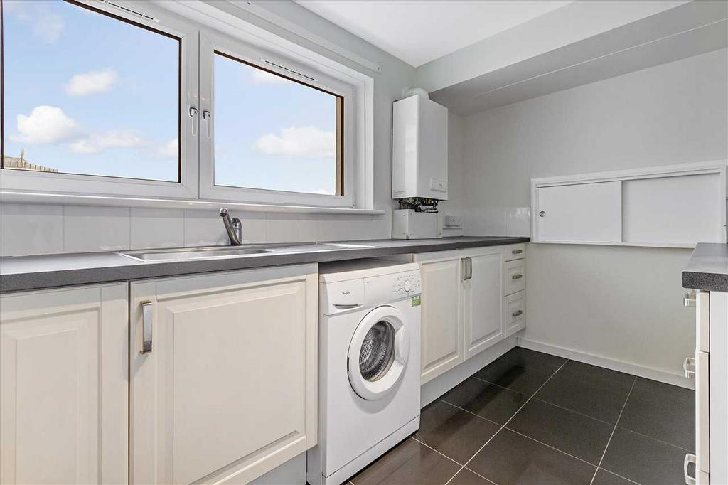 Kitchen (1)