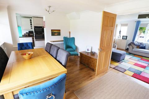 8 Collins Way, Alcester, B49 6QS
