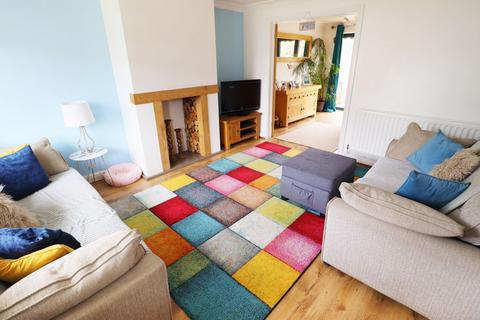 8 Collins Way, Alcester, B49 6QS