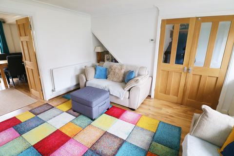 8 Collins Way, Alcester, B49 6QS