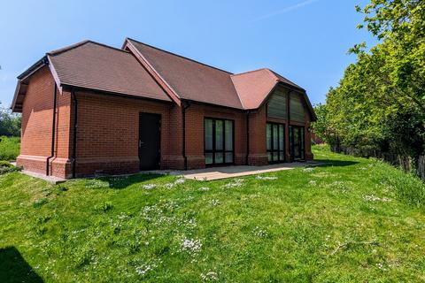 2 bedroom detached bungalow for sale, FRIARY MEADOW, TITCHFIELD