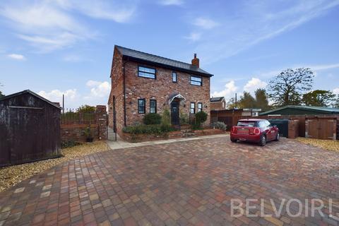 2 bedroom detached house for sale, Pentre, Shrewsbury, SY4