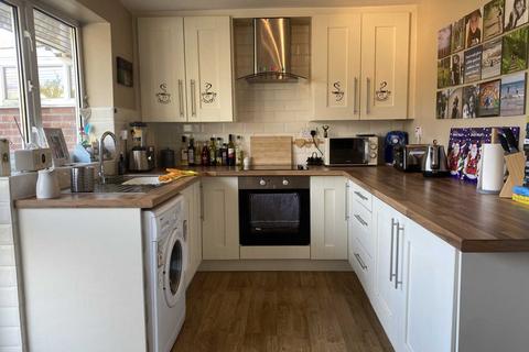 58 Cornish Way, Royton, Oldham, OL2 6JY