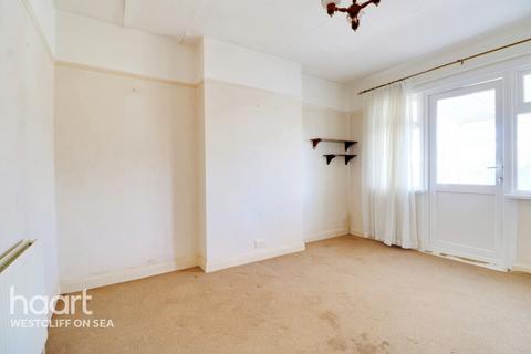 114 Manners Way, Southend-on-sea, SS2 6PZ