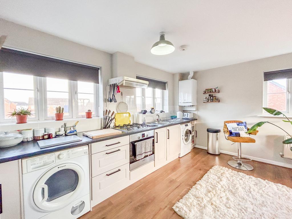 Kitchen/Diner &amp; Lounge
