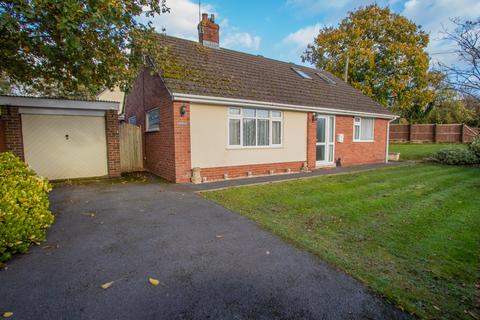 4 bedroom detached bungalow for sale, Broadclyst Road, Whimple