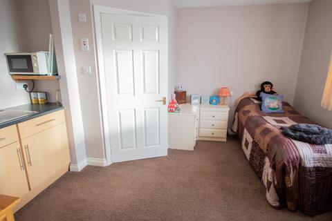Joneve Broadclyst Road, Whimple, Exeter, EX5 2TT