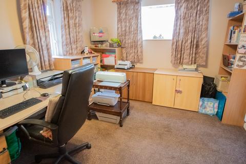 Joneve Broadclyst Road, Whimple, Exeter, EX5 2TT