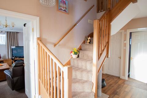 Joneve Broadclyst Road, Whimple, Exeter, EX5 2TT