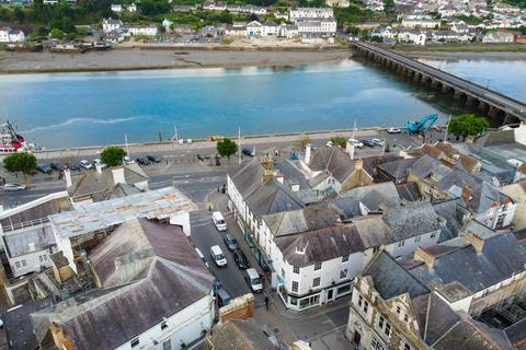 Retail property (high street) to rent - High Street, Bideford EX39