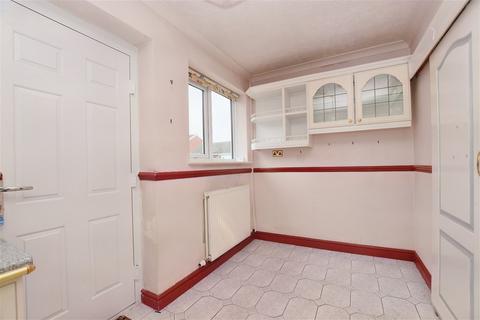 2 bedroom detached bungalow for sale - Malpas Road, Runcorn