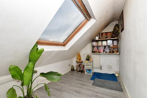 327 Gander Green Lane, Cheam, Sutton, SM3 9QX