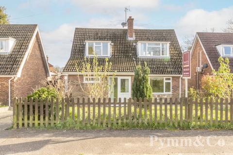 4 bedroom detached house for sale, Mead Close, Norwich NR10