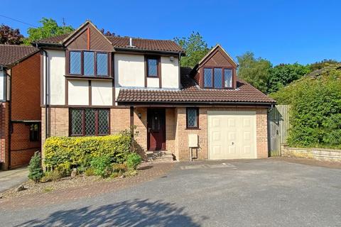 4 bedroom detached house for sale - Laverton Gardens, Harrogate