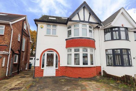 51 Birkdale Avenue, Pinner, HA5 5SG