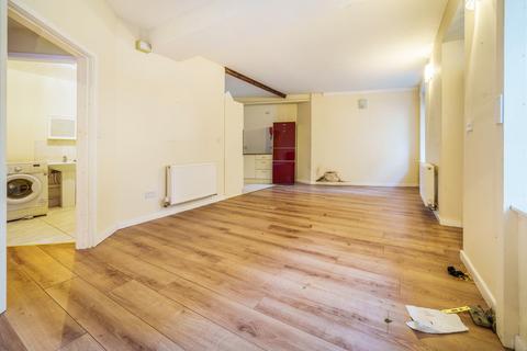2 bedroom ground floor flat for sale - The Old Joiners Shop, Main Street, Grange-over-Sands, Cumbria, LA11 6AB.