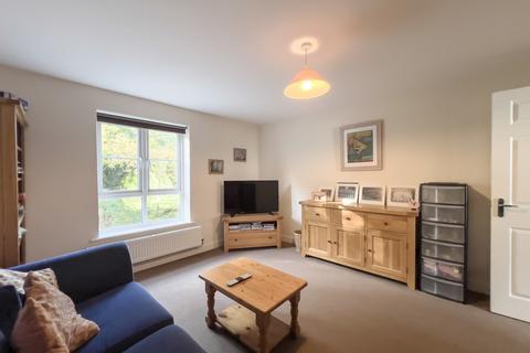 79 Blakeslee Drive, Exeter, EX2 7FN