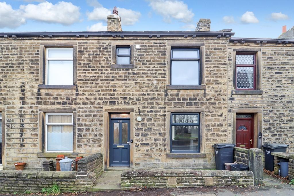 Rochdale Road, Greetland, Halifax... 2 bed terraced house for sale £
