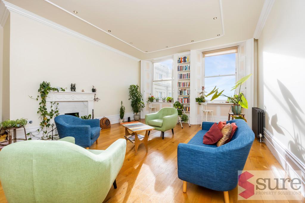 Eastern Terrace, Brighton, East Sussex 2 bed flat £1,950 pcm (£450 pw)