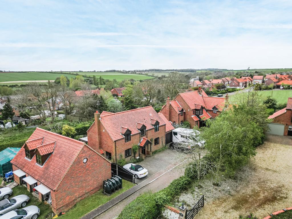 Sedgeford 4 bed detached house for sale £550,000