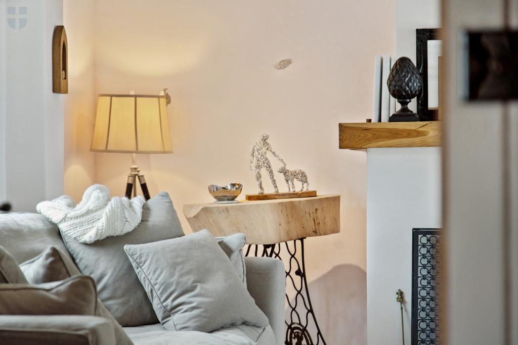 6 - Lounge1